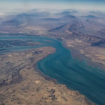 मध्य पूर्व पुन्हा काठावर: होर्मुझच्या सामुद्रधुनीमध्ये दोन जहाजांवर हल्ला