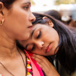 5 गोष्टी मुलांना त्यांच्या पालकांबद्दल ते मोठे झाल्यानंतर आठवतात