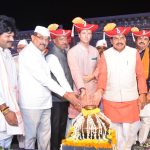 (जलयात्रा समारोप – महेश्वर) ————————————— जलयात्रेमुळे मध्यप्रदेश आणि महाराष्ट्राचे नाते अधिक दृढ झाले-मुख्यमंत्री डॉ यादव गोदा ते नर्मदा यात्रा महाराष्ट्रातील चौदा कोटी जनतेची-मंत्री बावनकुळे गोदा ते नर्मदा यात्रेतून जलसंवर्धानाचे मंधन झाले-ना.विखे पाटील