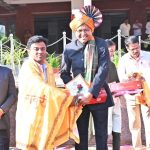 शरद शिरोळे यांना ‘आदर्श कर्मचारी पुरस्कार’ गोरक्ष गाङीलकर यांच्या हस्ते सन्मान; उत्कृष्ट कार्याबद्दल गौरव.